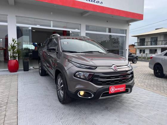 FIAT TORO 2.0 16V TURBO DIESEL VOLCANO 4WD AT9